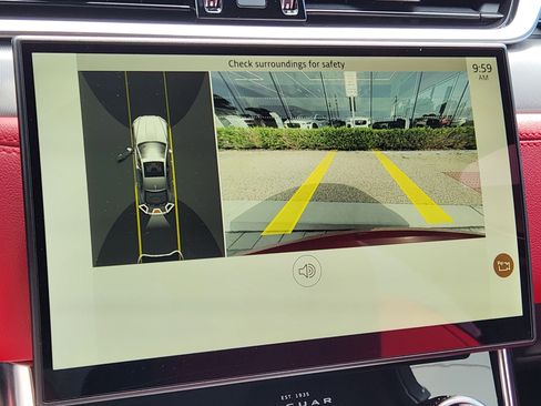 Certified 2022 Jaguar XF R-Dynamic SE image 24