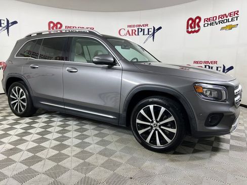 Used 2021 Mercedes-Benz GLB 250 image 1