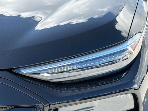 New 2027 Audi Q6 e-tron Prestige AWD/4WD image 12