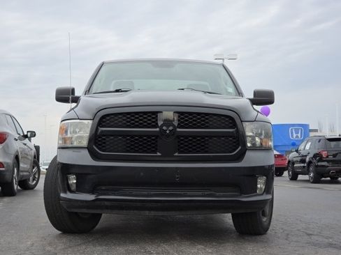 Used 2015 RAM 1500 Express w/ Black Ram 1500 Express Group image 9