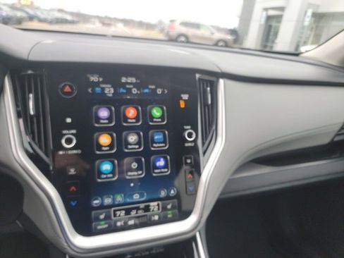 Used 2024 Subaru Outback Premium image 11