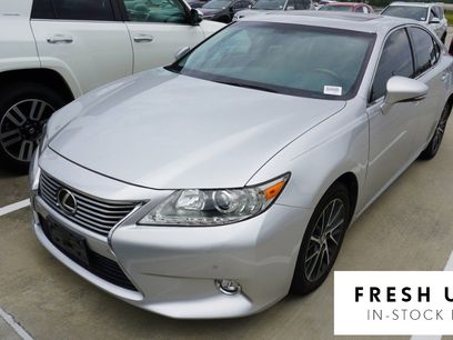Used 2014 Lexus ES 350 w/ Luxury Package