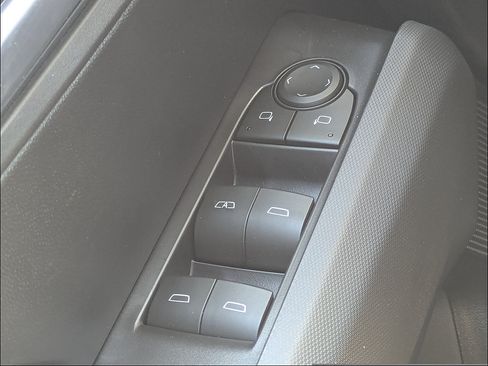 New 2026 GMC Canyon Elevation w/ Convenience Package RWD image 27