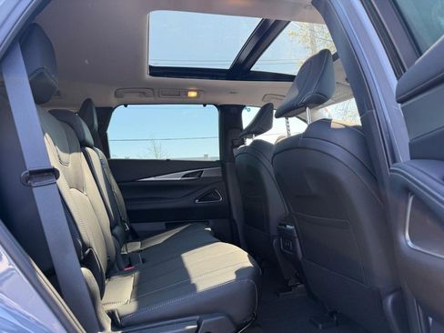 New 2026 INFINITI QX60 Luxe w/ Cargo Package image 4