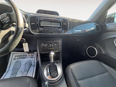 Used 2014 Volkswagen Beetle R-Line image 11