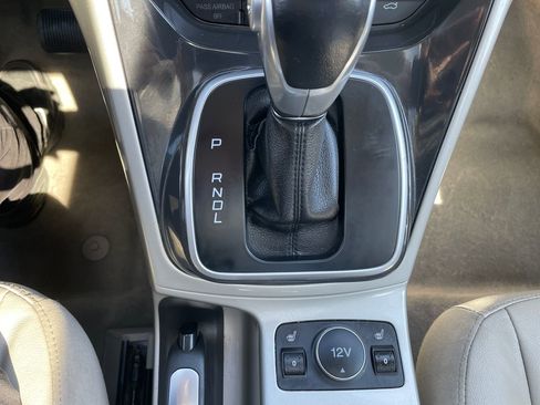 Used 2014 Ford C-MAX SEL w/ Equipment Group 302A FWD image 21