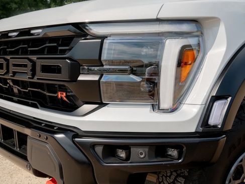 Used 2025 Ford F150 Raptor w/ Equipment Group 803A Raptor R AWD/4WD image 24