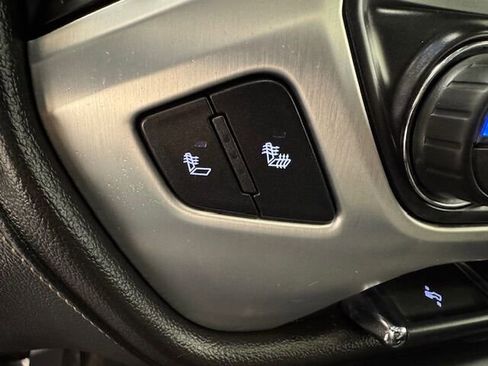 Used 2015 GMC Sierra 2500 SLT w/ Suspension Package, Off-Road image 21