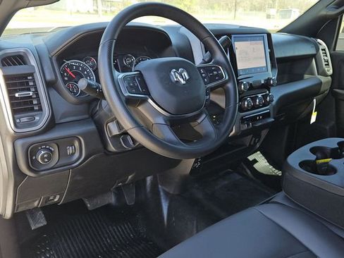 New 2026 RAM 2500 Tradesman w/ Chrome Appearance Group AWD/4WD image 24