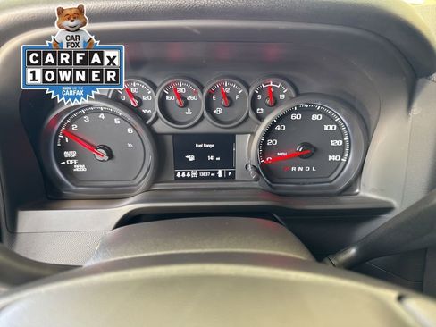 Used 2025 Chevrolet Silverado 1500 Custom Trail Boss w/ Turbomax Blackout Package AWD/4WD image 10