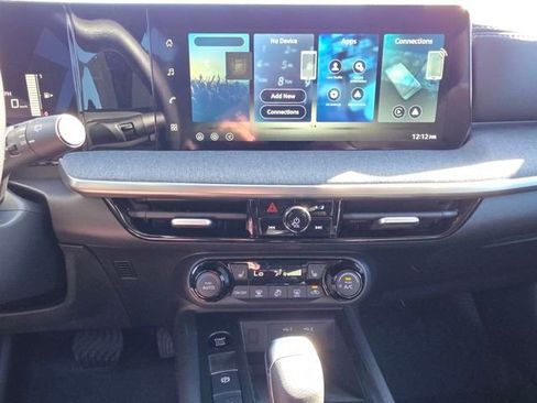 New 2026 Nissan Kicks SV w/ SV Premium Package image 8