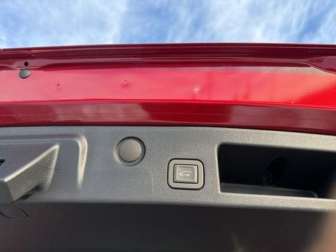 New 2026 Chevrolet Equinox ACTIV w/ Convenience Package III image 14