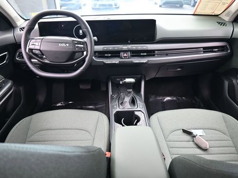 Used 2025 Kia K4 EX FWD image 37
