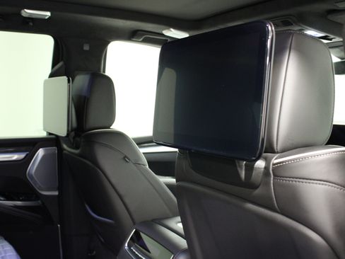 Used 2025 Cadillac Escalade V image 20