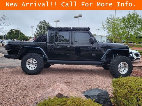 Used 2021 Jeep Gladiator Overland w/ Popular Equipment Package AWD/4WD image 4