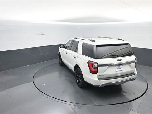 Certified 2021 Ford Expedition Limited image 22