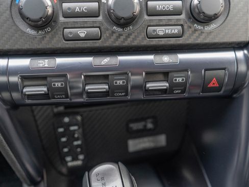 Used 2014 Nissan GT-R Premium image 21