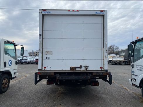 Used 2019 Isuzu NPR image 6