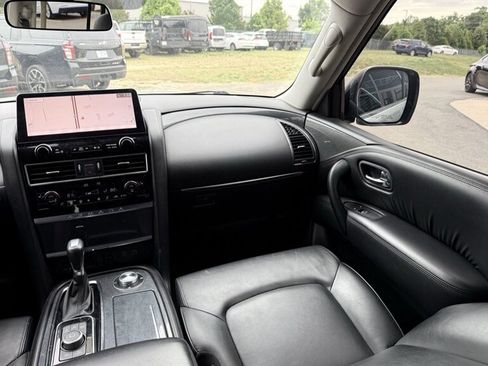 Used 2021 Nissan Armada SV AWD/4WD image 27