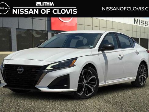 Used 2024 Nissan Altima 2.5 SR FWD image 1