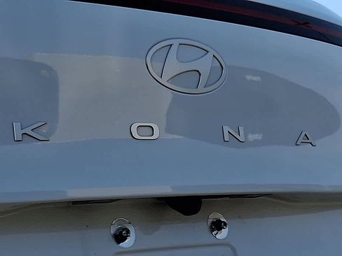 Used 2024 Hyundai Kona SEL AWD/4WD image 32