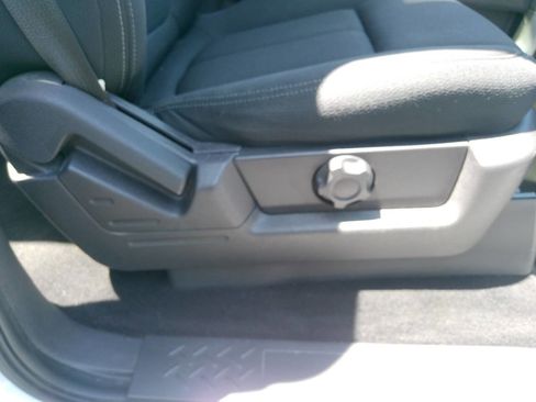 Used 2013 Ford F150 FX4 w/ Mid Equipment Group AWD/4WD image 15