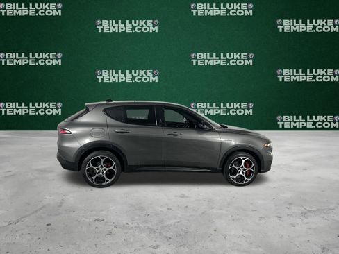 Used 2024 Alfa Romeo Tonale Veloce w/ Premium Interior Package image 5