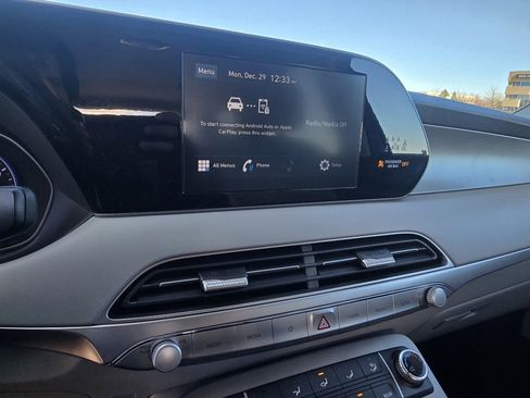 Used 2022 Hyundai Palisade SE image 21