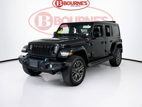 Used 2024 Jeep Wrangler High Altitude AWD/4WD image 8