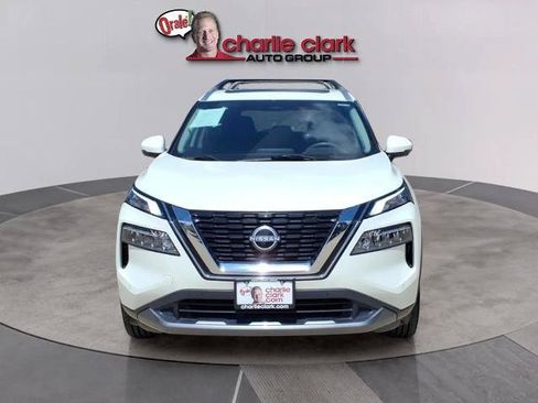 Certified 2023 Nissan Rogue SL w/ SL Premium Package FWD image 8