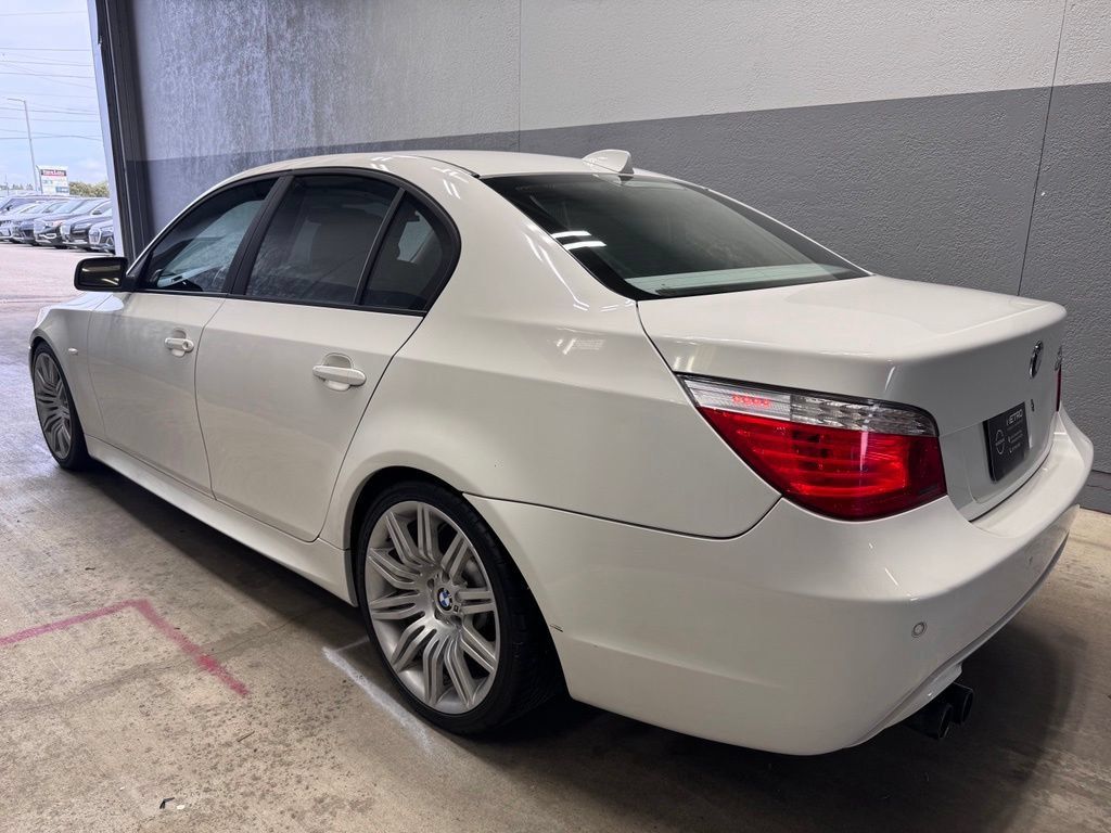 Used 2008 BMW 550i Sedan RWD image 7