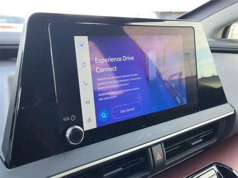 Used 2024 Toyota Prius Prime SE image 22