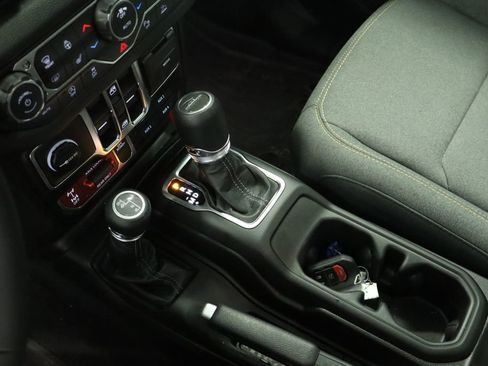 New 2026 Jeep Gladiator Sport AWD/4WD image 36