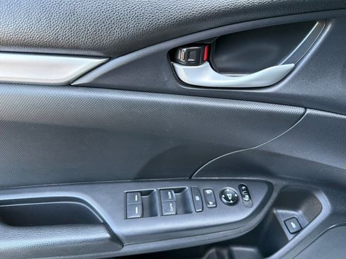 Used 2020 Honda Civic Sport image 10