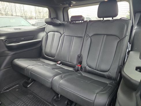 New 2026 Jeep Grand Wagoneer Limited AWD/4WD image 11