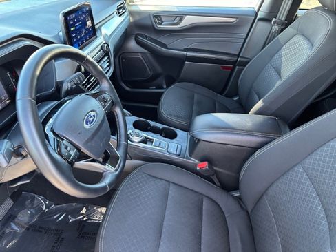 Used 2025 Ford Escape Active w/ Cold Weather Package image 21