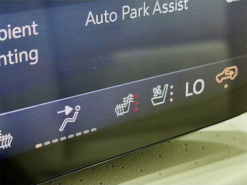 New 2026 Buick Enclave Avenir image 21