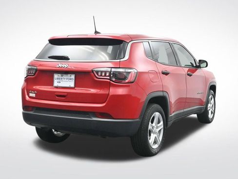 Used 2023 Jeep Compass Sport image 7