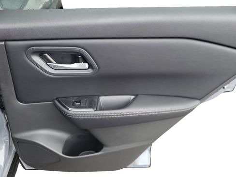New 2026 Nissan Rogue SV w/ Cold Weather Package AWD/4WD image 23