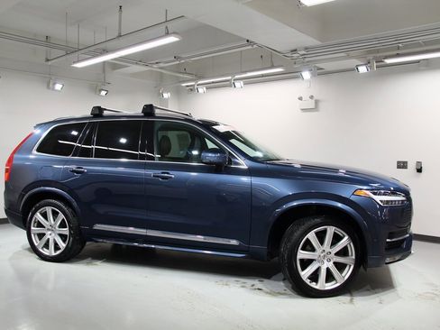 Used 2018 Volvo XC90 T6 Inscription w/ Convenience Package image 9