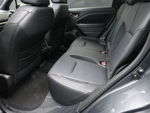 Certified 2025 Subaru Forester Touring w/ Popular Package - Touring image 21