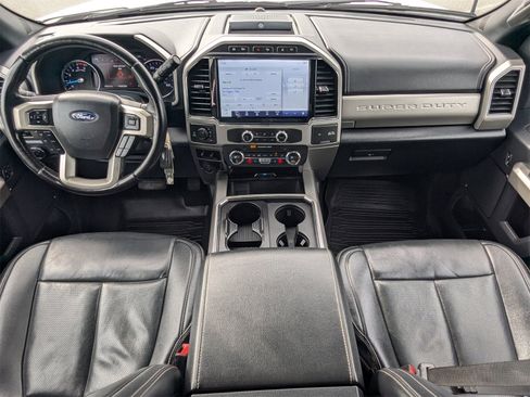 Used 2022 Ford F350 Lariat image 16