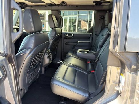 Used 2025 Ford Bronco Badlands AWD/4WD image 15