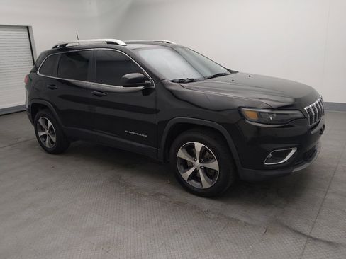 Used 2020 Jeep Cherokee Limited image 11