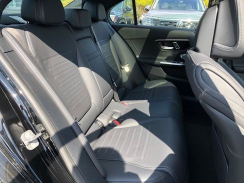 New 2024 Mercedes-Benz C 300 4MATIC Sedan image 36