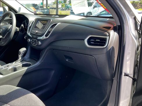 Certified 2022 Chevrolet Equinox LT FWD image 16