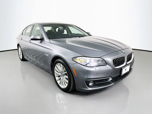 Used 2016 BMW 528i Sedan image 3