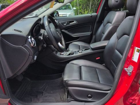 Used 2020 Mercedes-Benz GLA 250 4MATIC image 22