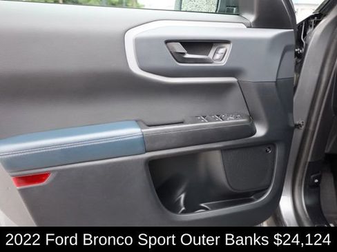 Used 2022 Ford Bronco Sport Outer Banks w/ Tech Package AWD/4WD image 22
