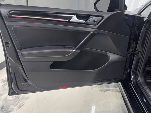 Used 2015 Volkswagen GTI SE w/ Lighting Package (SEL) FWD image 14